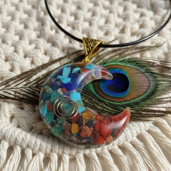 🆕️Mystical Boho-Chic Crescent Moon Trendy Pendant Gemstone Healing Necklace 🌟 - Picture 7 of 13